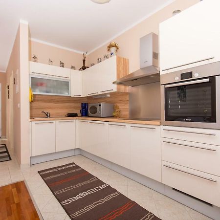 Luxury Apartment L&A Трогир Екстериор снимка