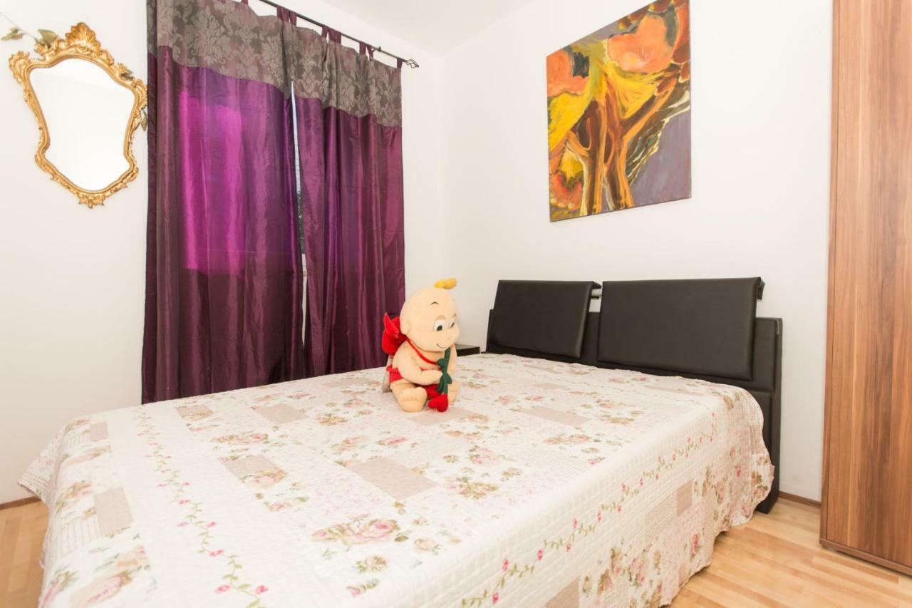 Luxury Apartment L&A Трогир Екстериор снимка